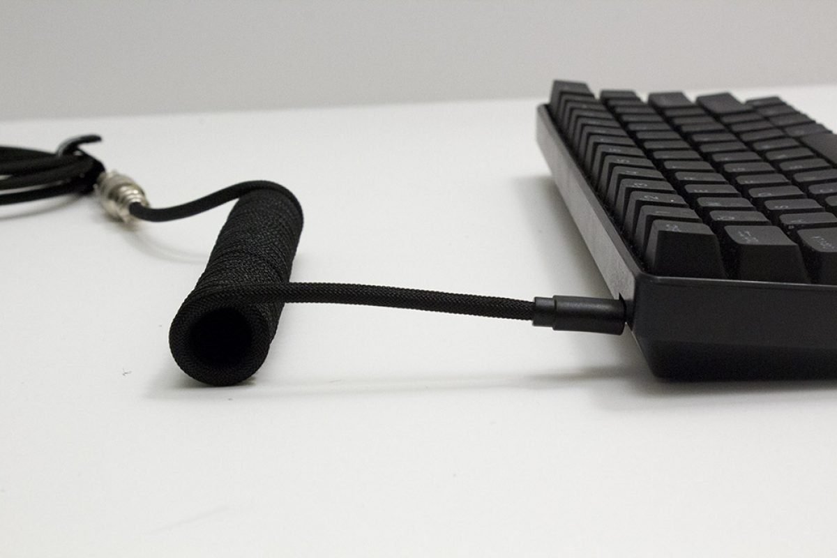 Z series coiled aviator usb c keyboard cable black tez cables