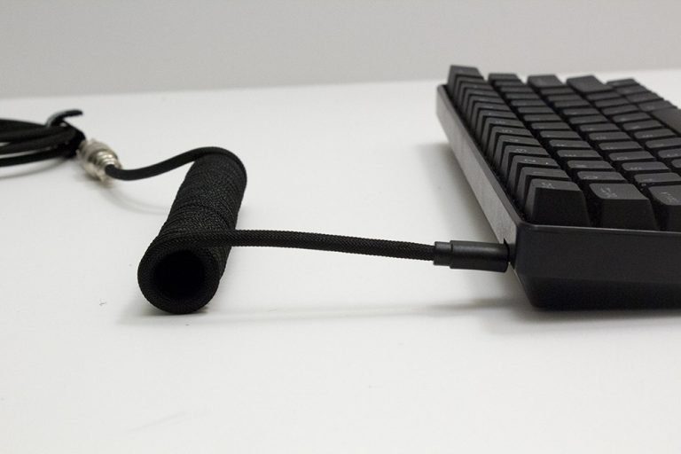 ZSeries Coiled Aviator USBC Keyboard Cable (Black) Tez Cables
